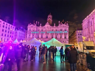 Que du bonheur place des Terreaux à Lyon !