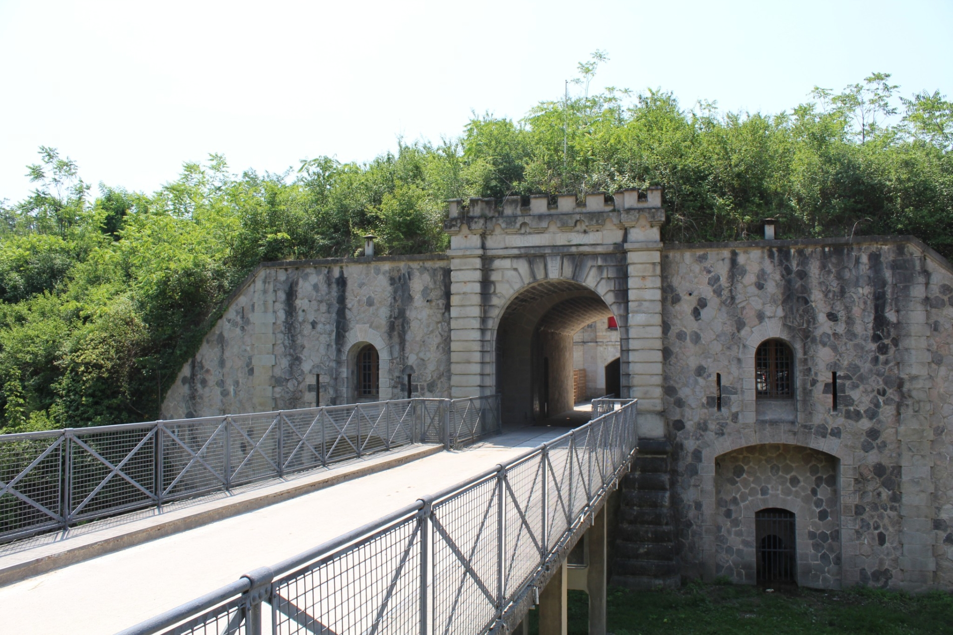 Le fort de Feyzin aidé par le loto  du patrimoine