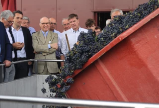 Une matinée d’échanges entre le préfet du Rhône et les viticulteurs
